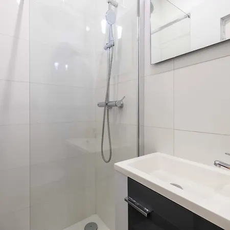Mim 3 - Stunning 7 Minutes From Croisette & Palais Apartmán